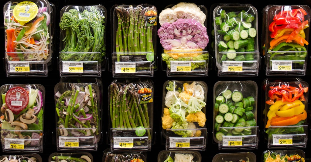 Fresh produce in Retail Space Solutions Pusher Trays